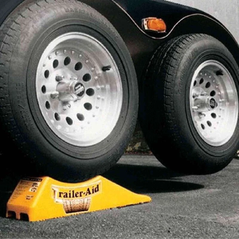 CAMCO Trailer Aid Plus Wheel Lift 4 CAMCO Trailer Aid Plus Wheel Lift - Image 2