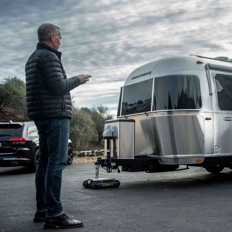 TRAILER VALET Remote Controlled RV and Trailer Mover with 9,000 lbs. Tow Capacity 8 TRAILER VALET Remote Controlled RV and Trailer Mover with 9,000 lbs. Tow Capacity - Image 6